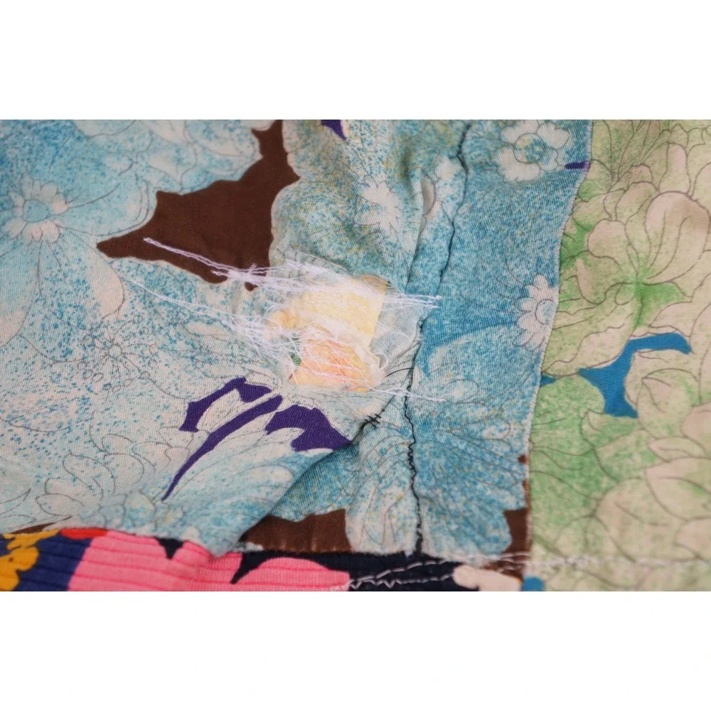 Handmade Patchwork Quilt Multicolor Floral Paisley Ruffled Edge Fair